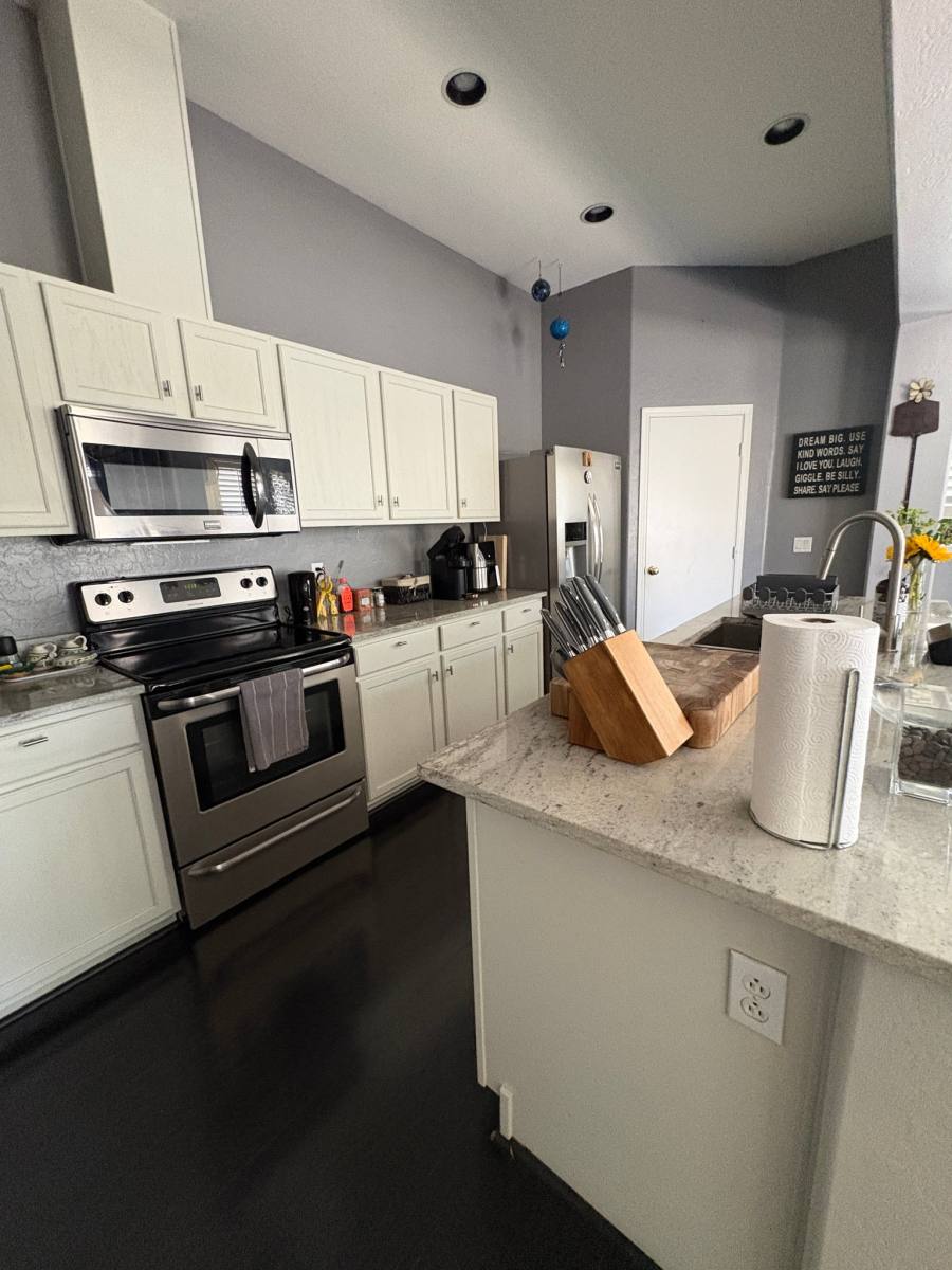 Condo for rent at 1225 N 36th St #2071, Phoenix, AZ 85008