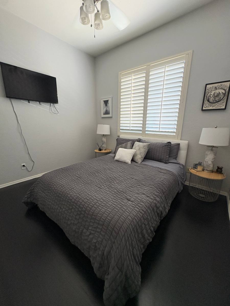 Condo for rent at 1225 N 36th St #2071, Phoenix, AZ 85008