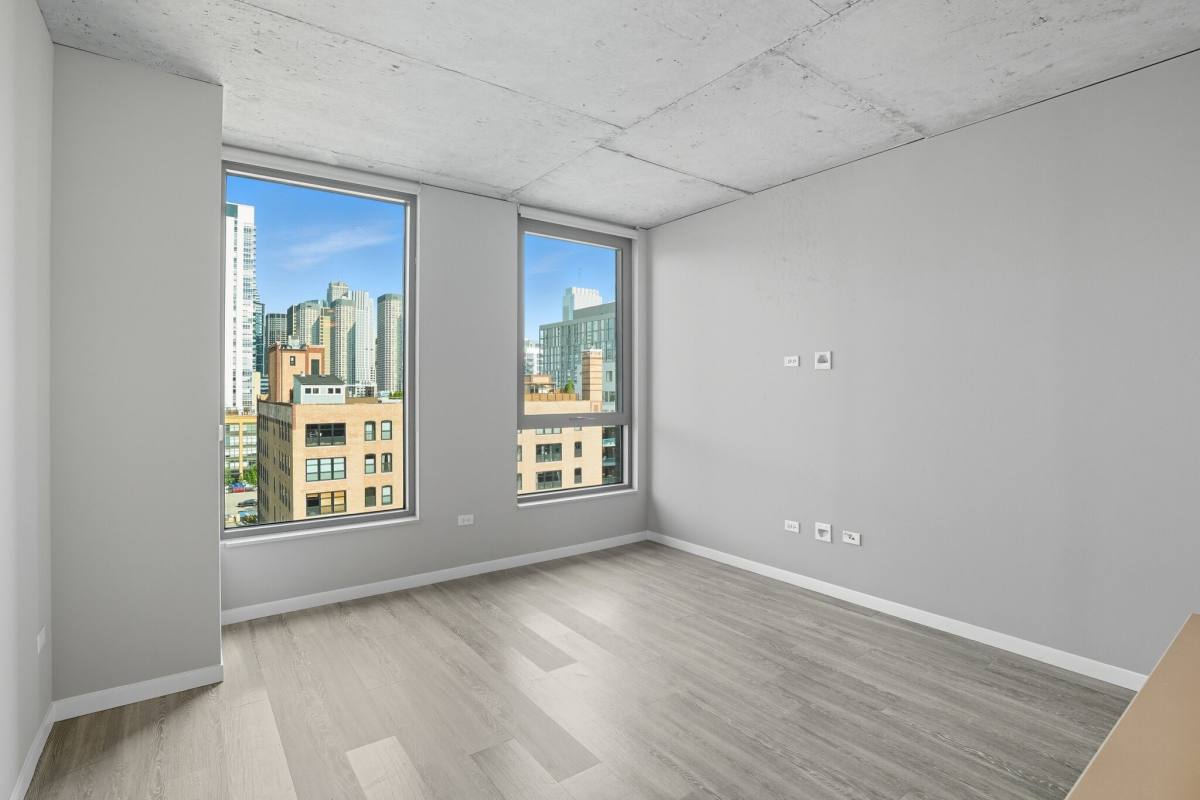 Apartment for rent at 959 W Washington Blvd, Chicago, IL 60607