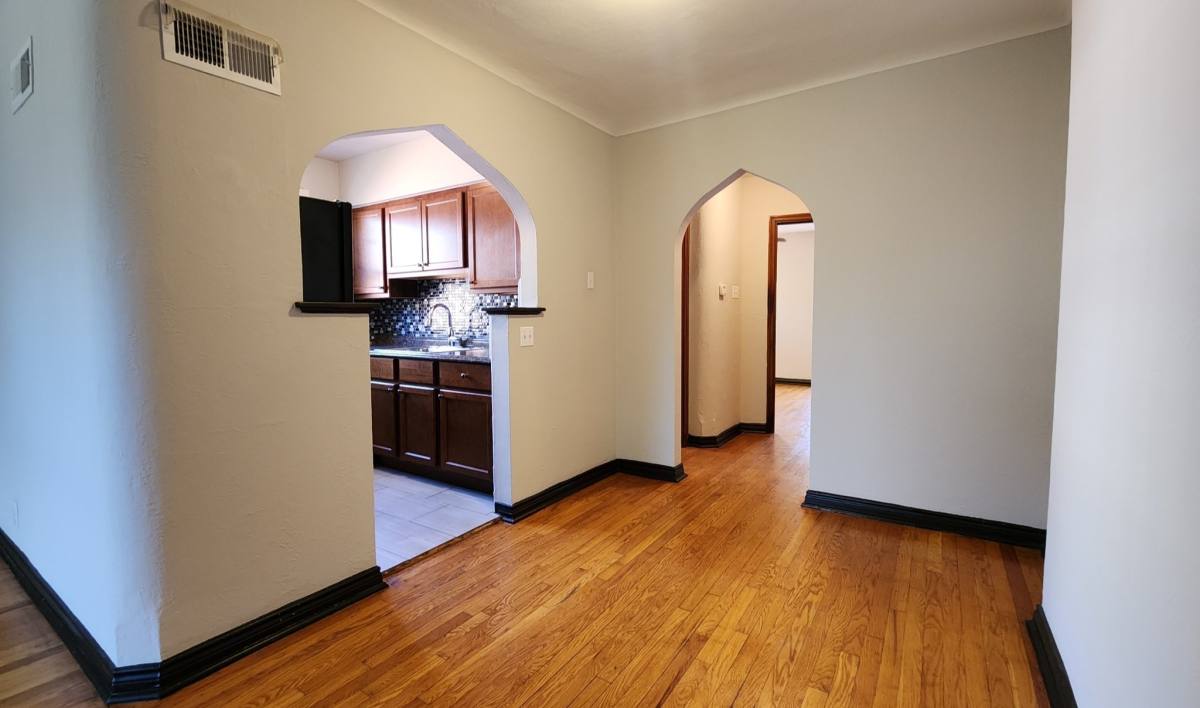 Apartment for rent at 6364 Sutherland Ave - 1st Floor, Saint Louis, MO 63109