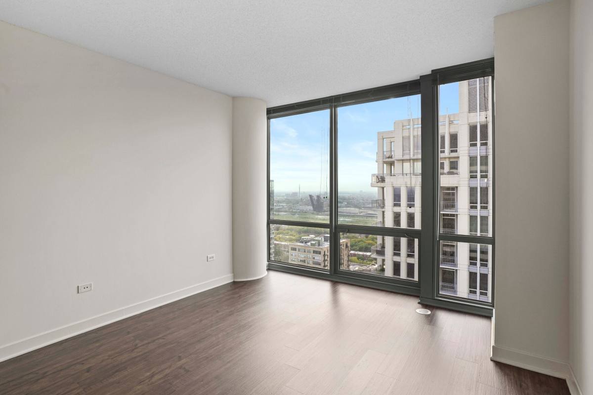 Apartment for rent at 1285 S Michigan Ave, Chicago, IL 60605