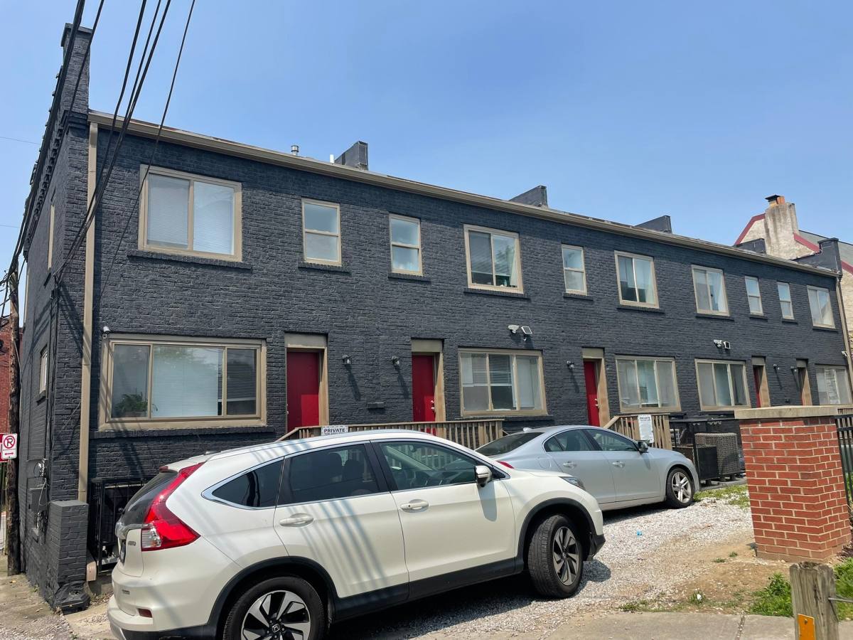 Townhouse for rent at 115 E 9th Ave, Columbus, OH 43201
