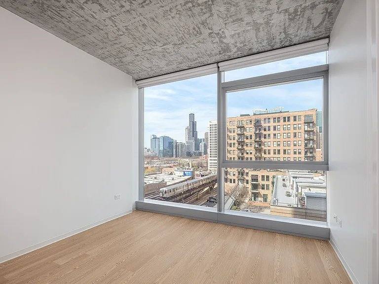 Apartment for rent at 1410 S Wabash Ave, Chicago, IL 60605