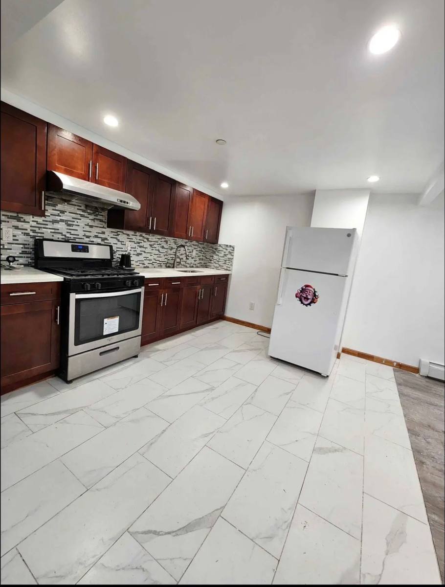 Apartment for rent at 92-09 48th Ave #1, Elmhurst, NY 11373