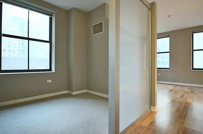 Apartment for rent at 198 W Randolph St, Chicago, IL 60601