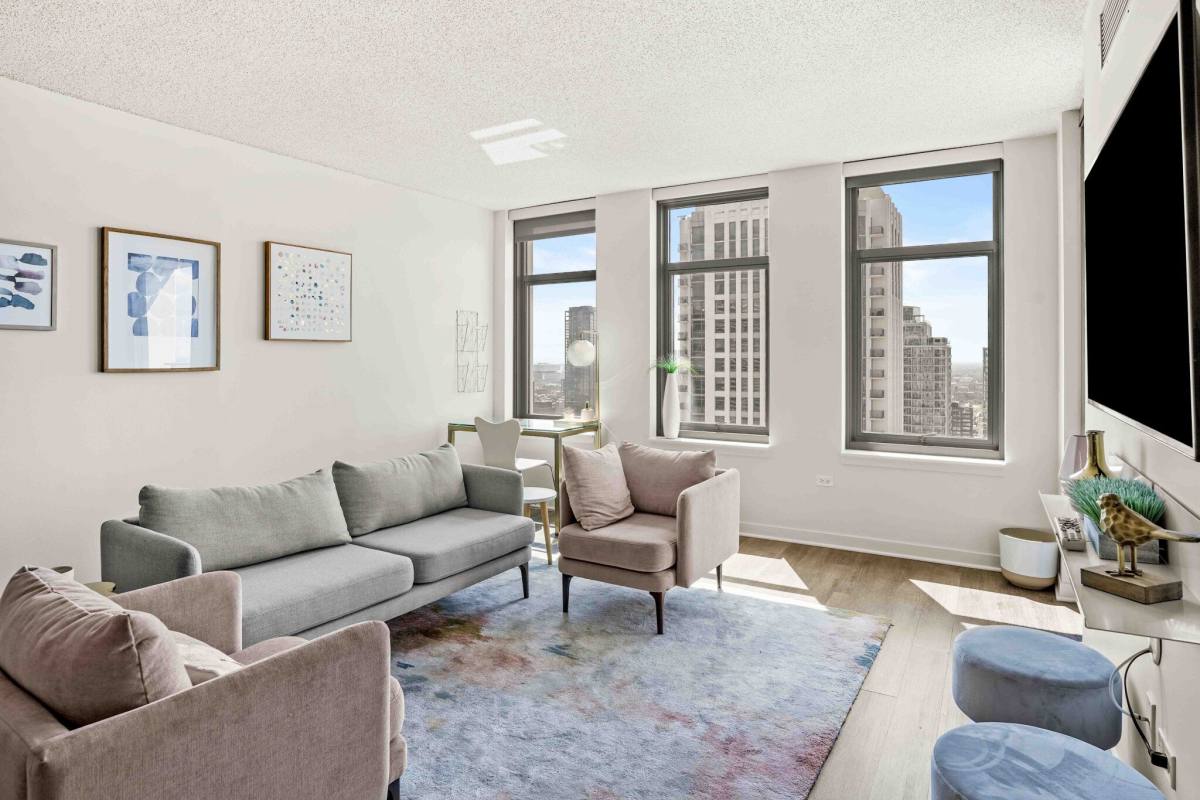 Apartment for rent at 575 W Kinzie St, Chicago, IL 60661
