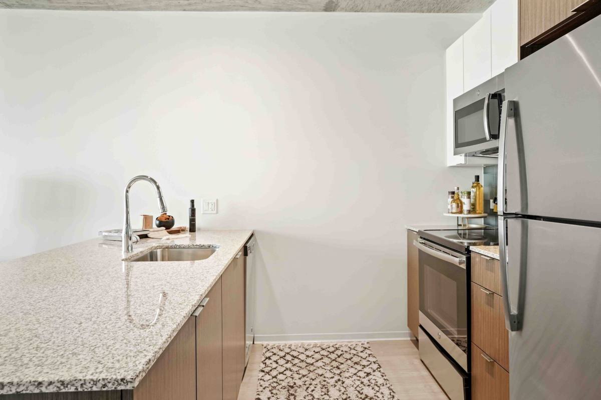 Apartment for rent at 2101 S Wabash Ave, Chicago, IL 60605