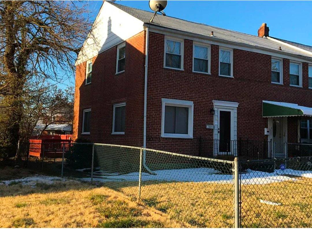 Townhouse for rent at 815 Benninghaus Rd, Baltimore, MD 21212