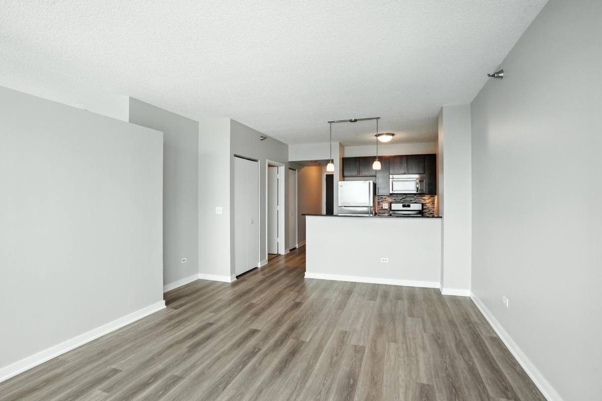Apartment for rent at 335 E Ohio St, Chicago, IL 60611