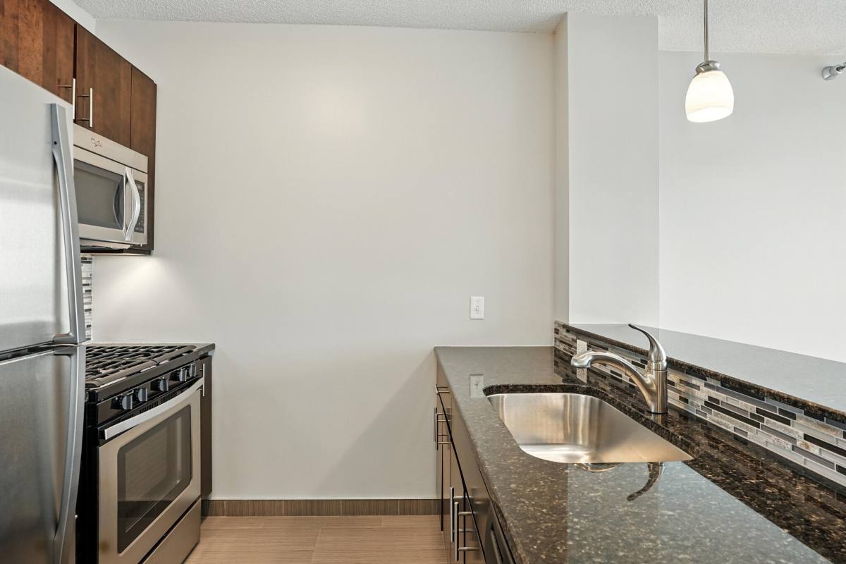 Apartment for rent at 335 E Ohio St, Chicago, IL 60611