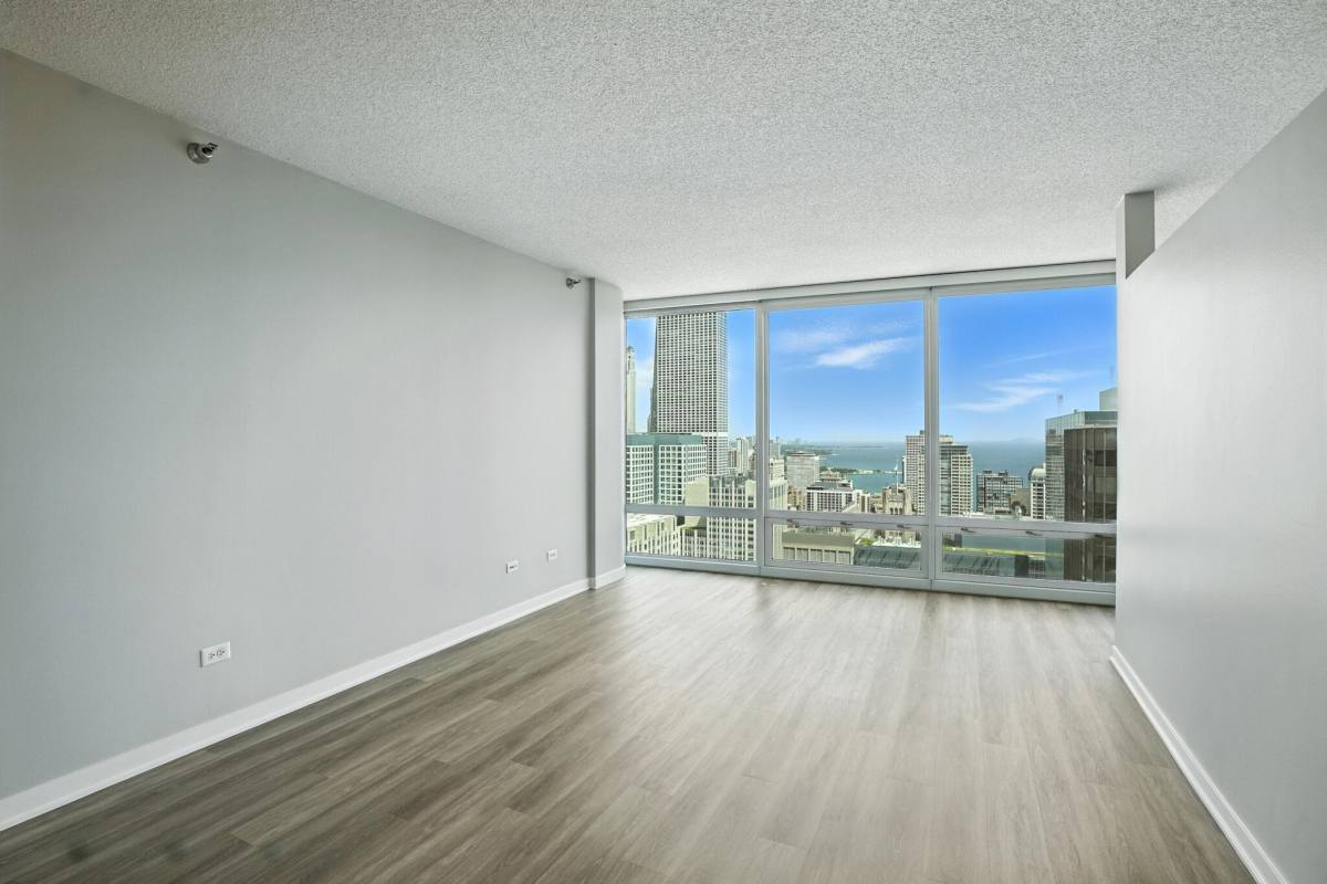 Apartment for rent at 335 E Ohio St, Chicago, IL 60611