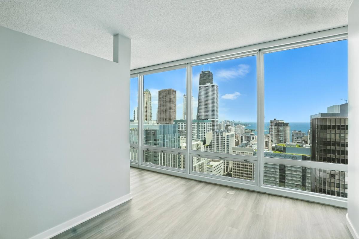 Apartment for rent at 335 E Ohio St, Chicago, IL 60611