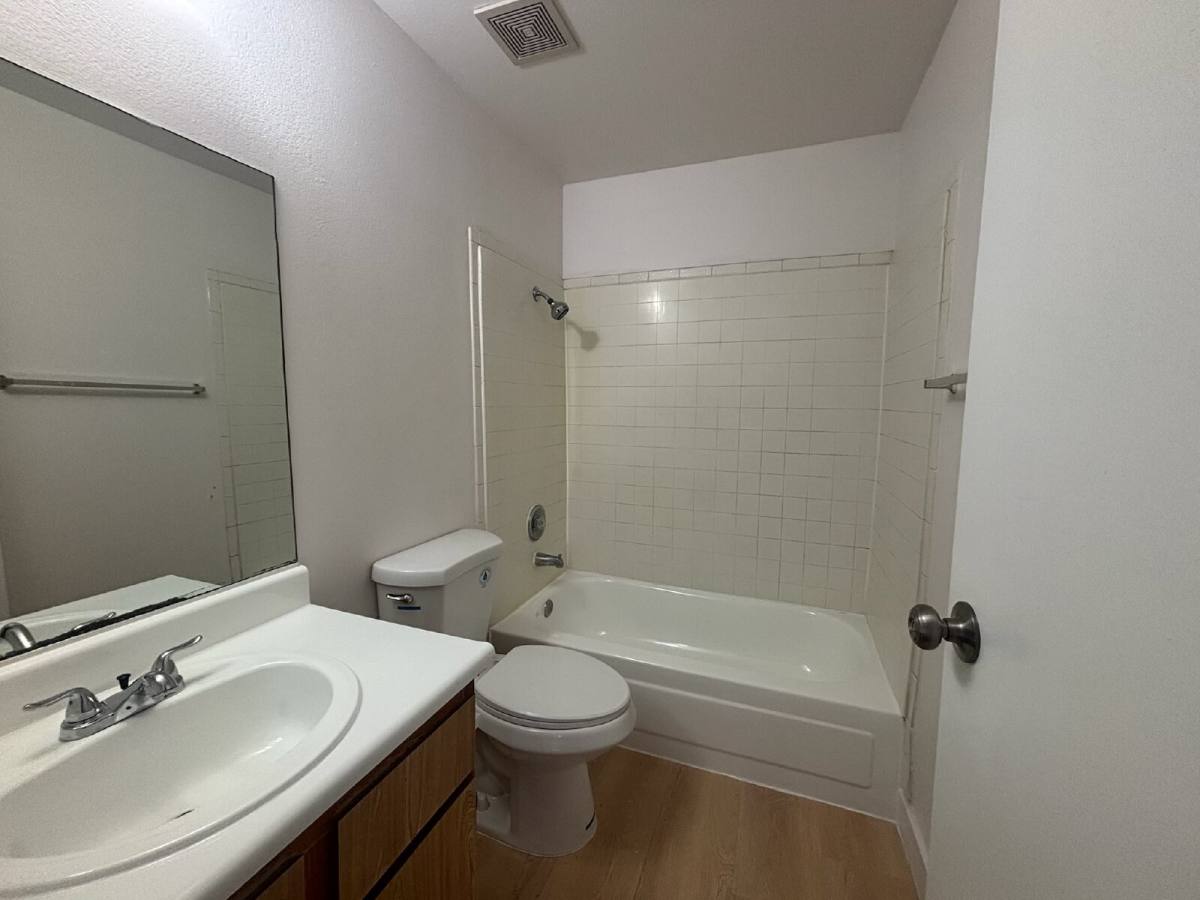 Apartment for rent at 1914 Dwarf Star Dr, Las Vegas, NV 89115