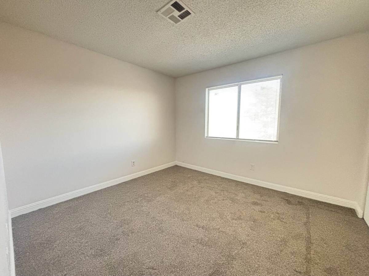 Apartment for rent at 1914 Dwarf Star Dr, Las Vegas, NV 89115