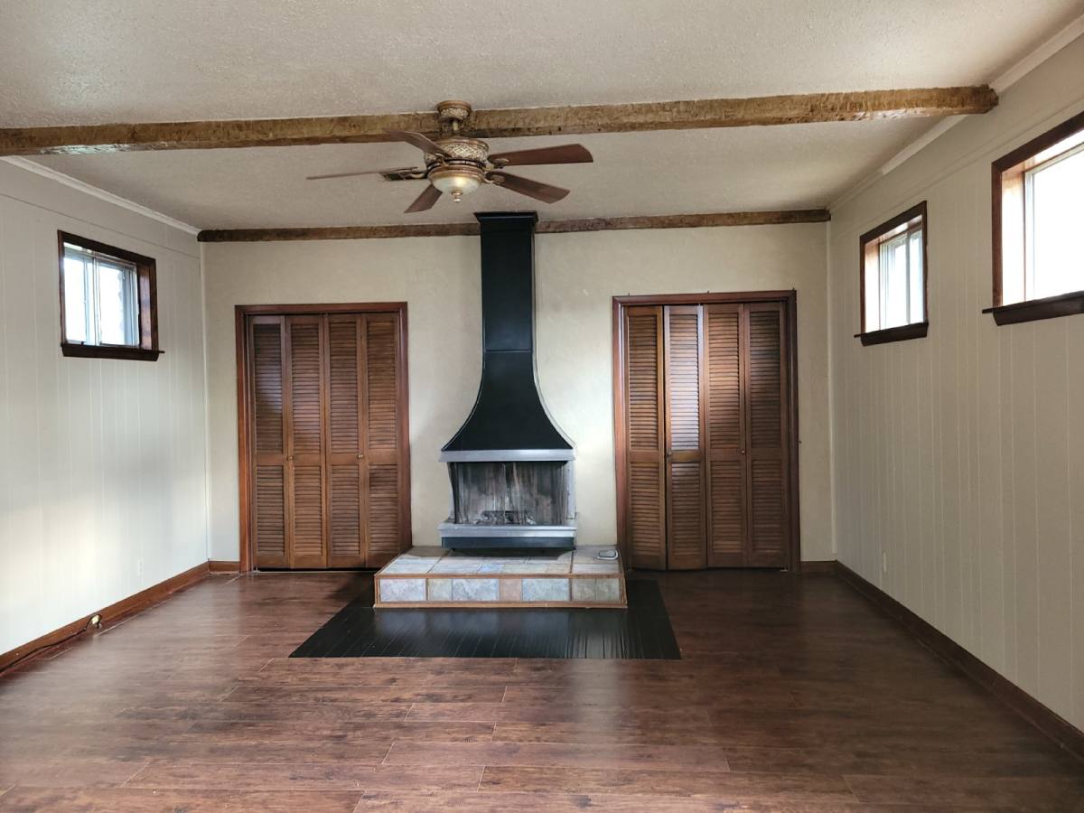House for rent at 3503 Crestmore Circle NW, Huntsville, AL 35816