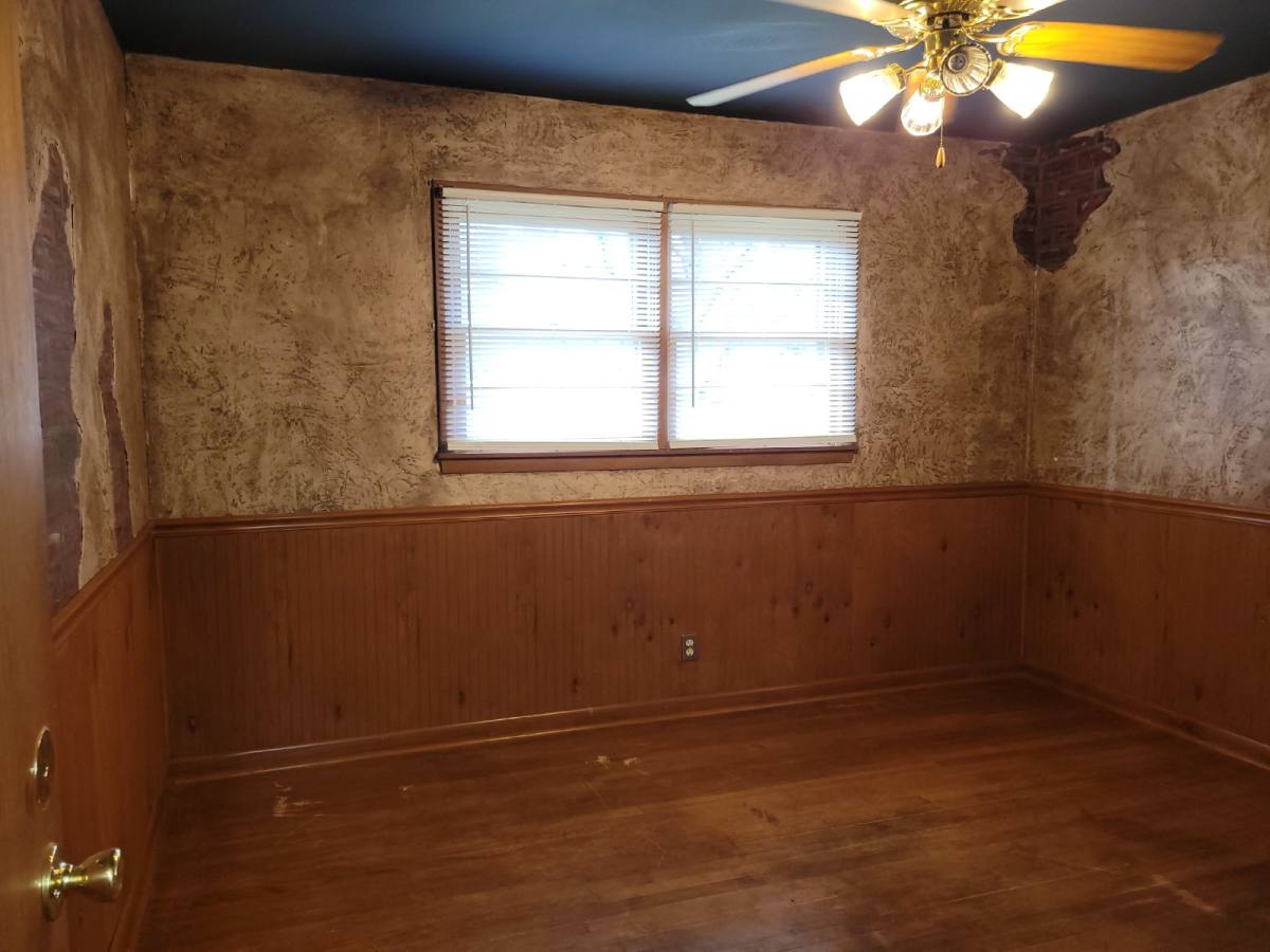 House for rent at 3503 Crestmore Circle NW, Huntsville, AL 35816
