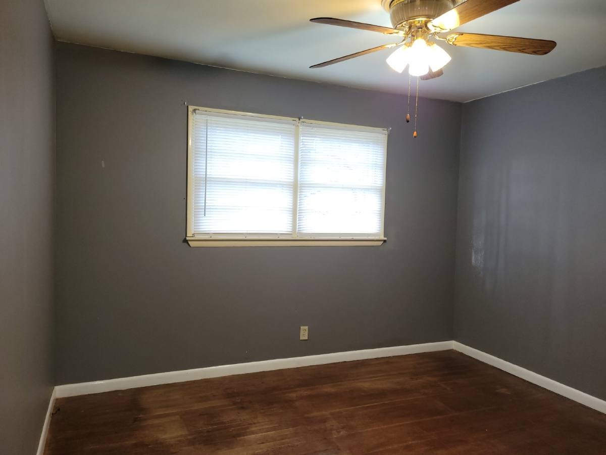 House for rent at 3503 Crestmore Circle NW, Huntsville, AL 35816