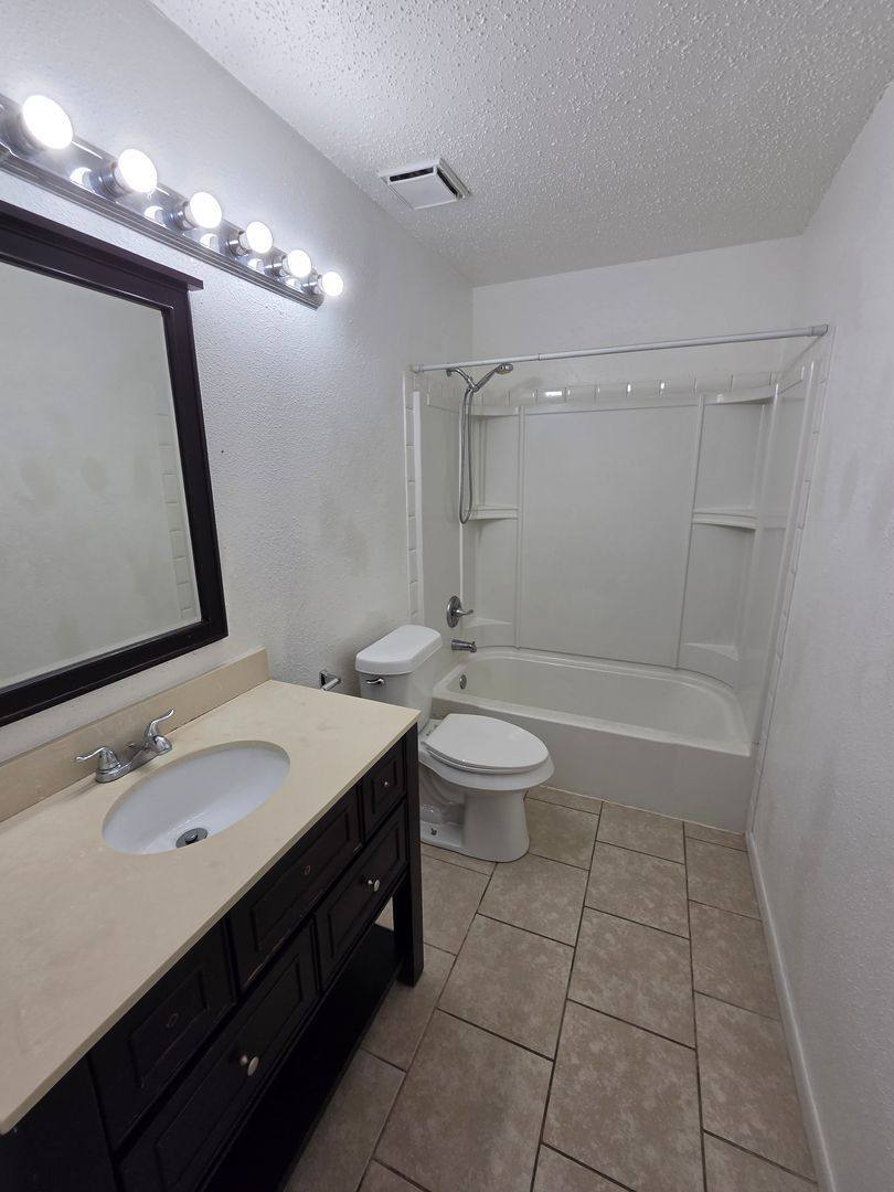 House for rent at 12318 Fetlock Dr, Houston, TX 77065