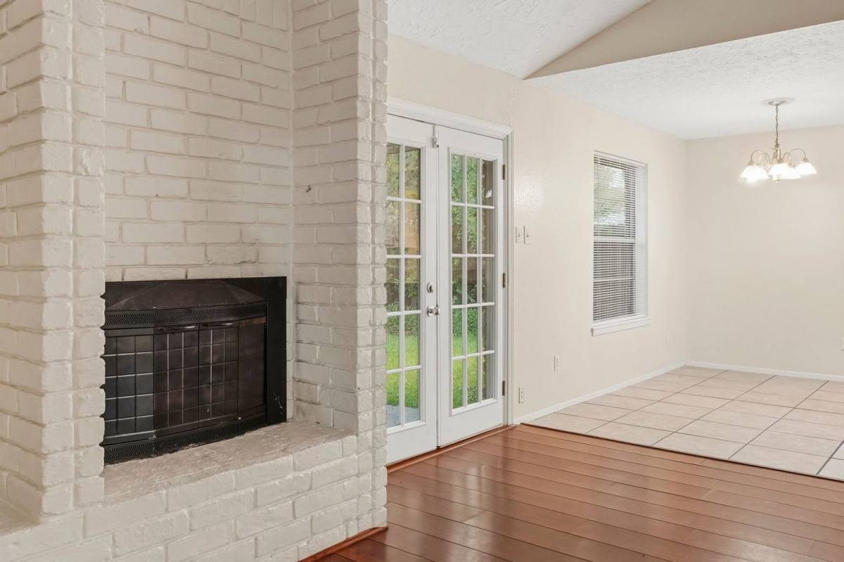 House for rent at 423 Pickford Dr, Katy, TX 77450