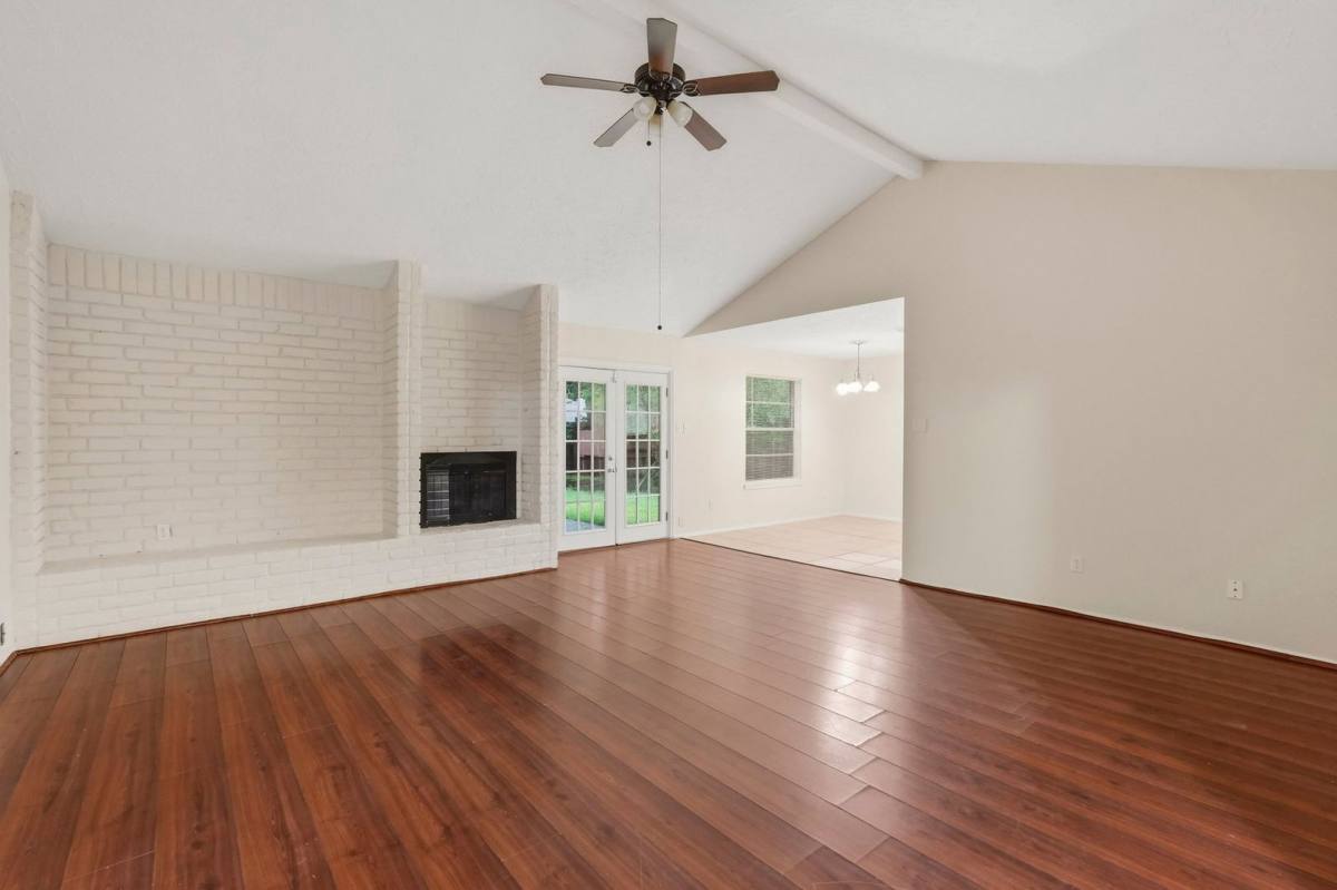 House for rent at 423 Pickford Dr, Katy, TX 77450