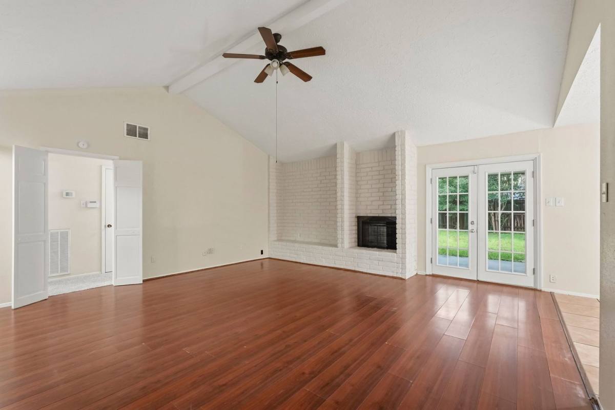 House for rent at 423 Pickford Dr, Katy, TX 77450