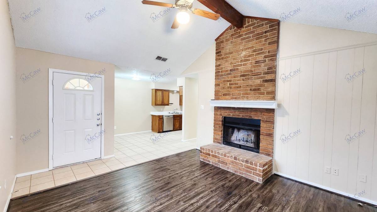 Apartment for rent at 7761 Sable Lane, North Richland Hills, TX 76182