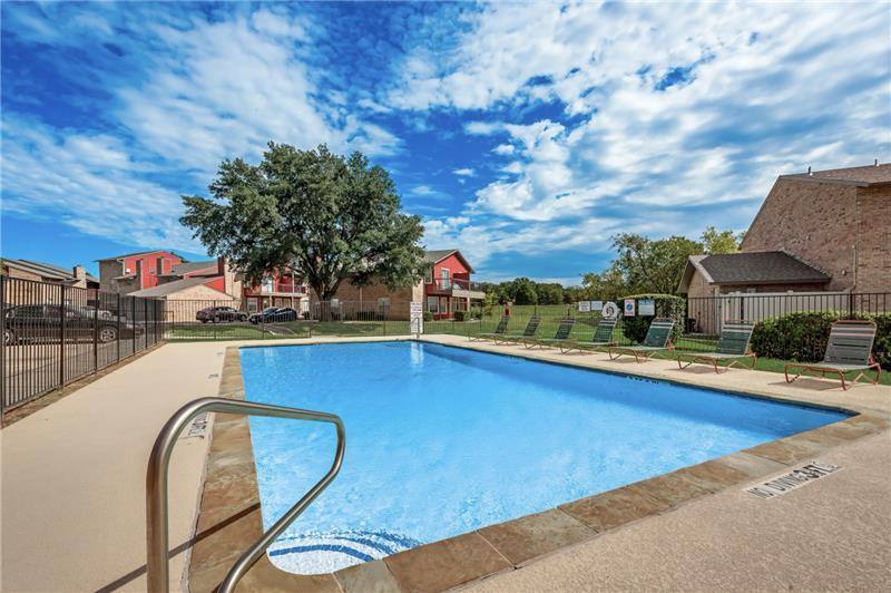 Apartment for rent at Mack Park, 400 Audra Lane, Denton, TX 76209