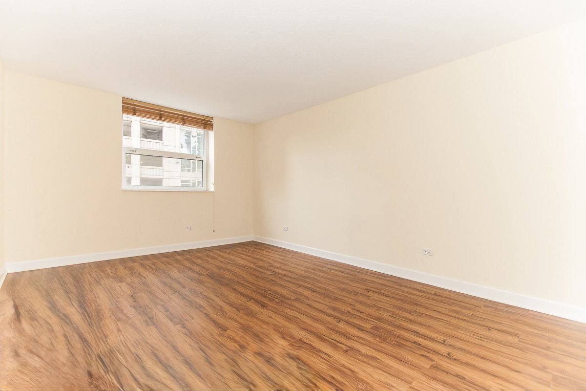 Condo for rent at 545 N Dearborn St #902, Chicago, IL 60654