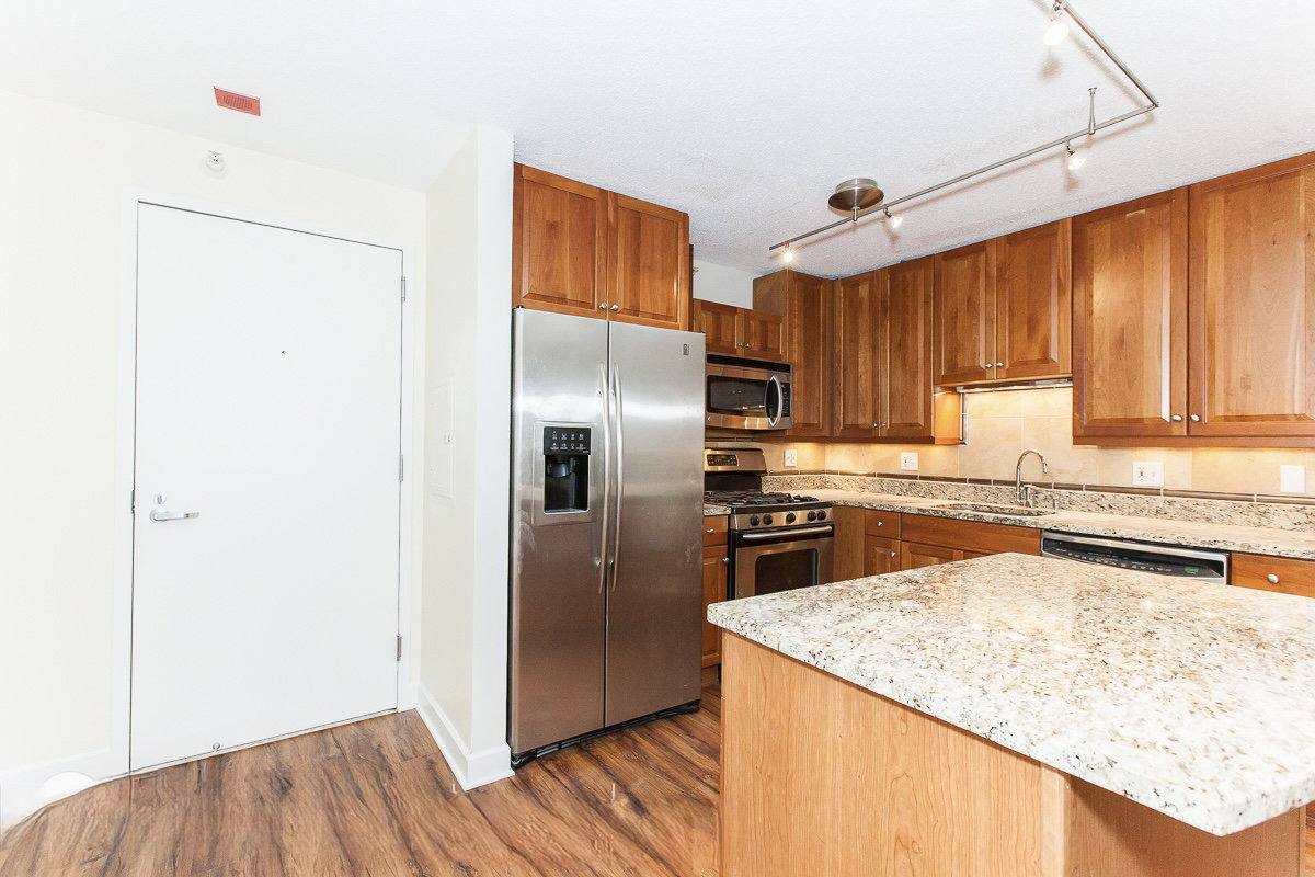 Condo for rent at 545 N Dearborn St #902, Chicago, IL 60654