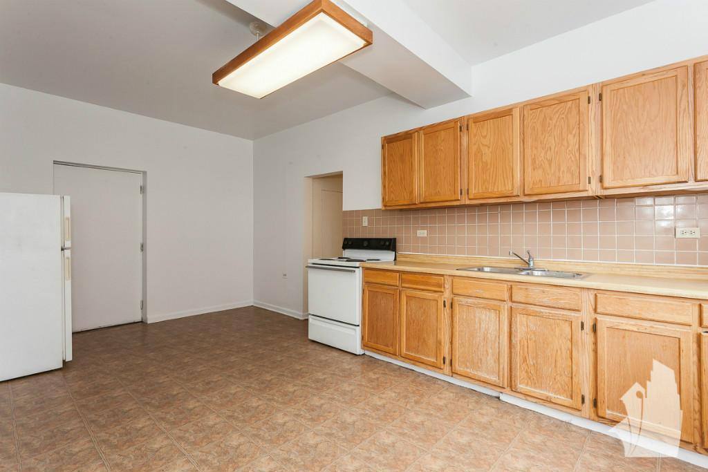 Apartment for rent at 2319 N Kedzie Blvd #1, Chicago, IL 60647