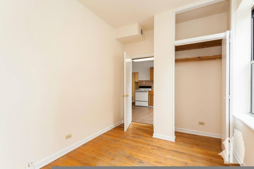 Apartment for rent at 2319 N Kedzie Blvd #1, Chicago, IL 60647