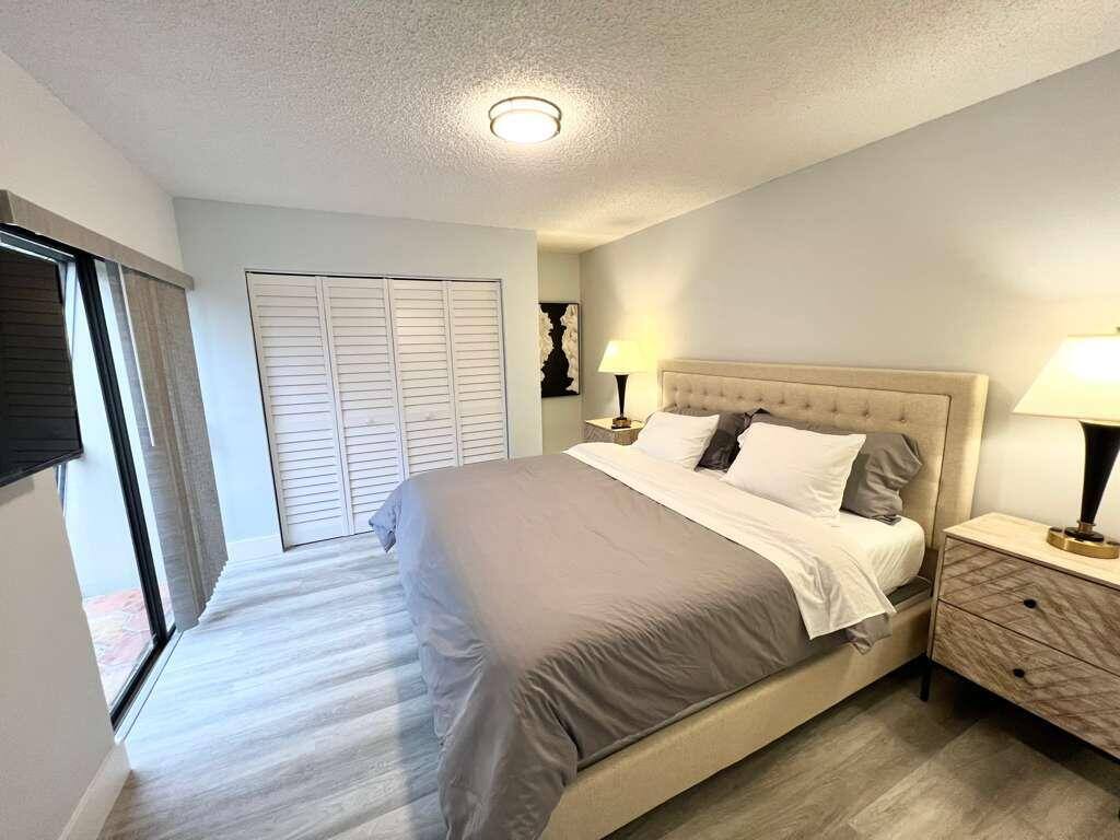 Townhouse for rent at 118 1st Terrace, Palm Beach Gardens, FL 33418