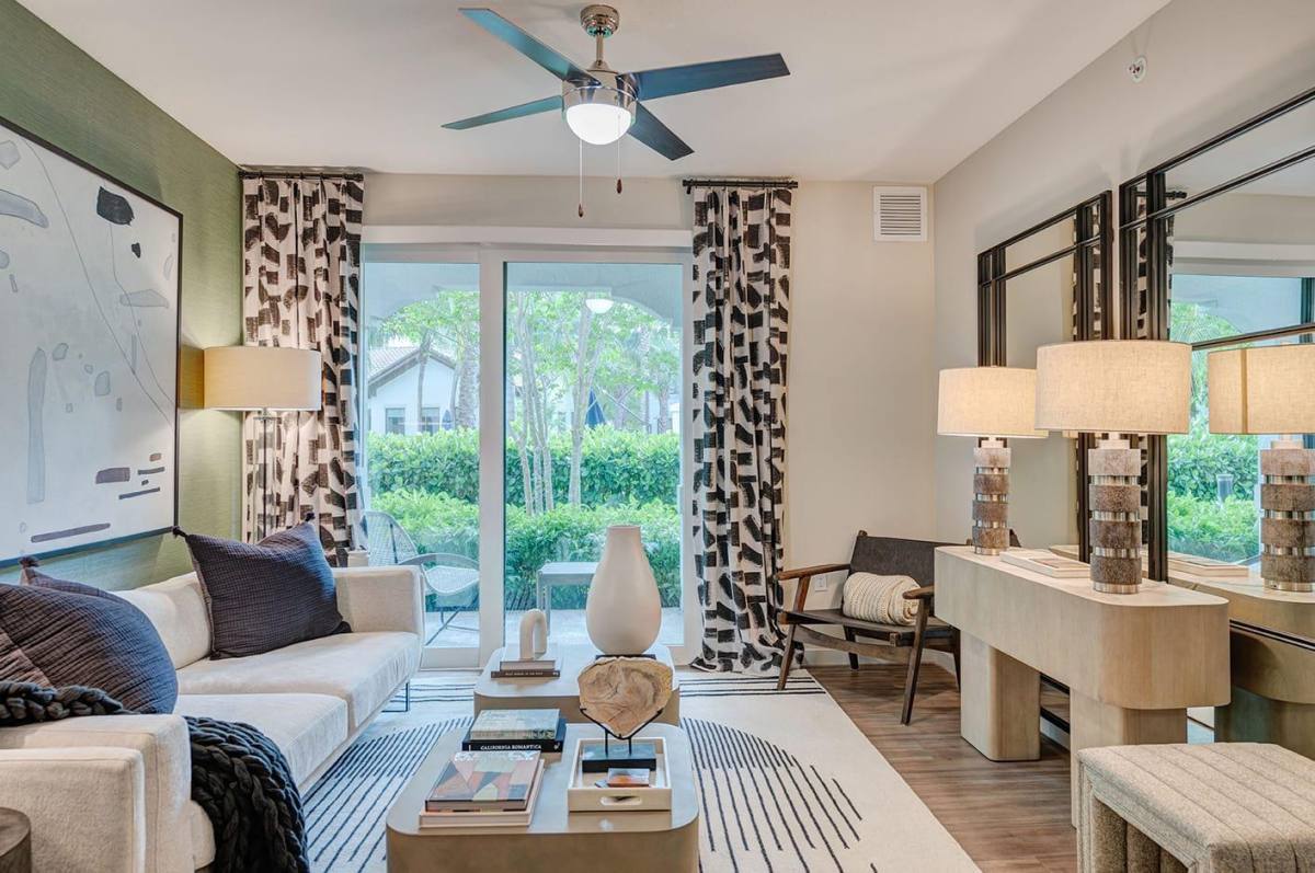 Apartment for rent at 2300 N 29th Ave, Hollywood, FL 33020
