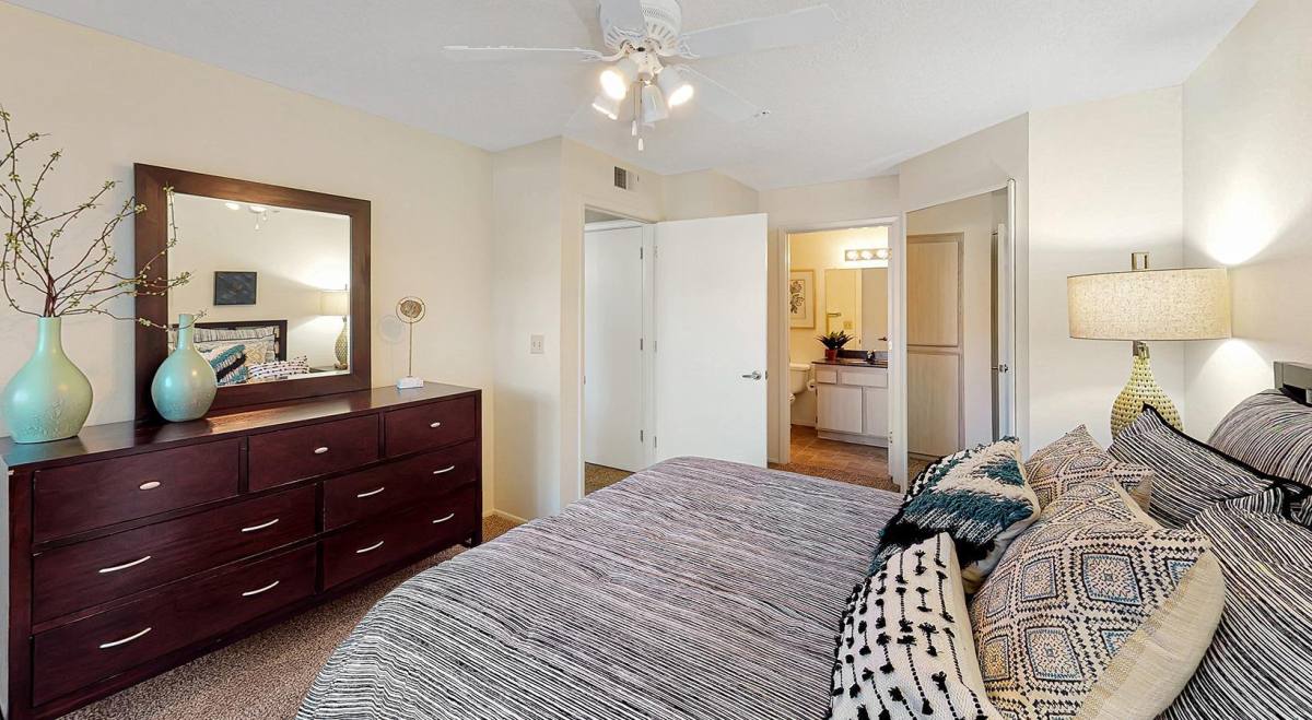 Apartment for rent at La Paloma, 6001 Moon St NE, Albuquerque, NM 87111