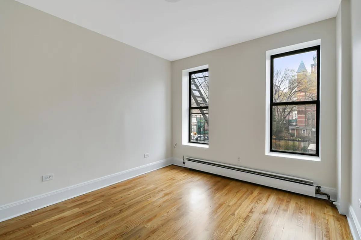 Apartment for rent at 17 Greenwich Ave #5, New York, NY 10014