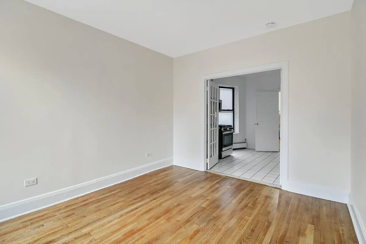 Apartment for rent at 17 Greenwich Ave #5, New York, NY 10014