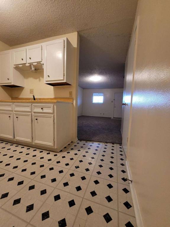 Apartment for rent at 735 S Jackson St #16, Jacksonville, TX 75766