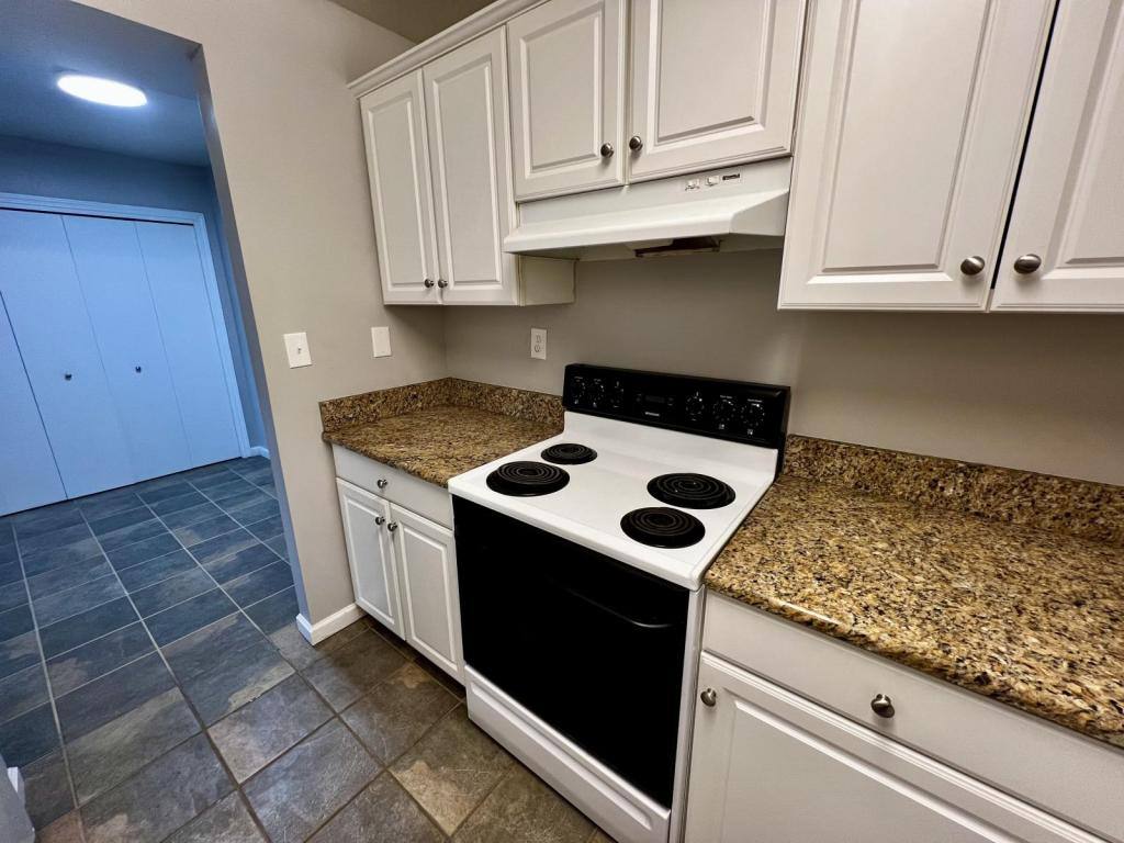 Apartment for rent at 950 Life Dr #2, Christiansburg, VA 24073