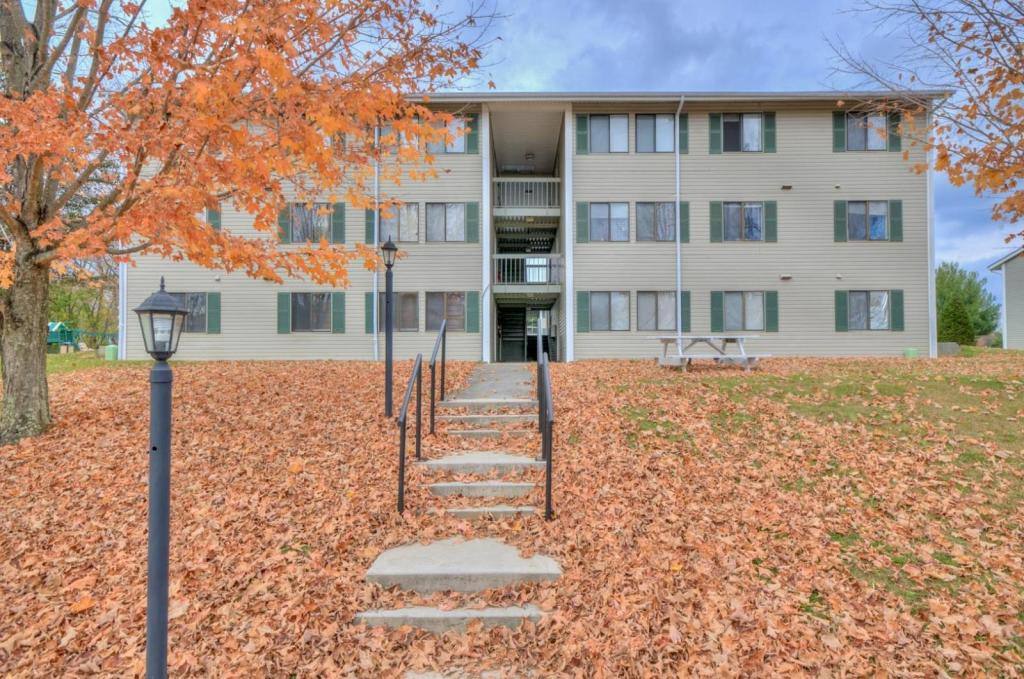 Apartment for rent at 950 Life Dr #2, Christiansburg, VA 24073