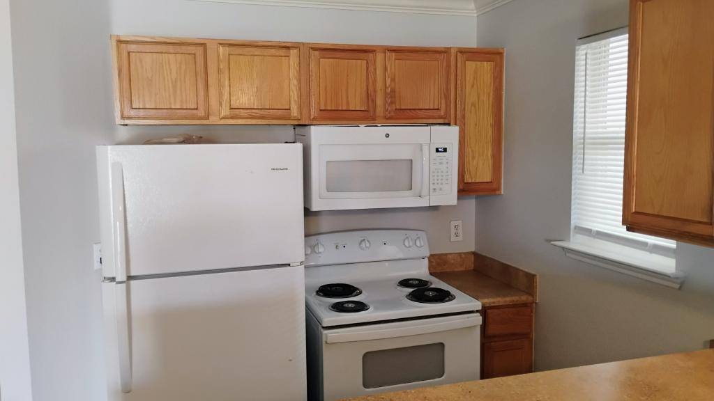 House for rent at 1305 Village Garden, Azle, TX 76020