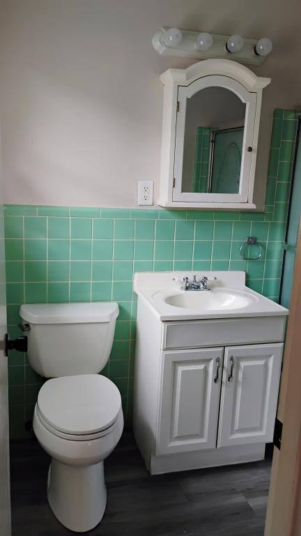 House for rent at 228 N Jarvis Lane, Azle, TX 76020