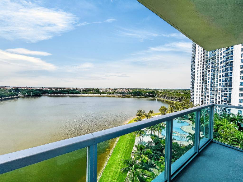 Condo for rent at 2681 N Flamingo Rd #902S, Fort Lauderdale, FL 33323