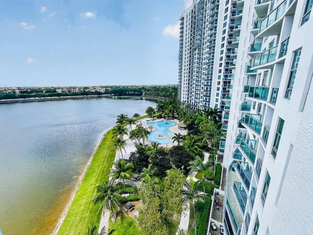 Condo for rent at 2681 N Flamingo Rd #902S, Fort Lauderdale, FL 33323