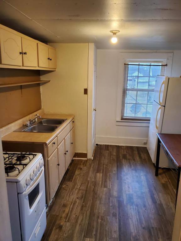 Apartment for rent at 106 E Green St, Robersonville, NC 27871
