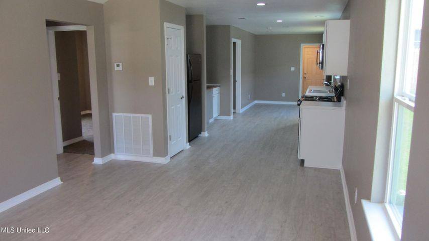 House for rent at 17281 Avondale Circle, Biloxi, MS 39532