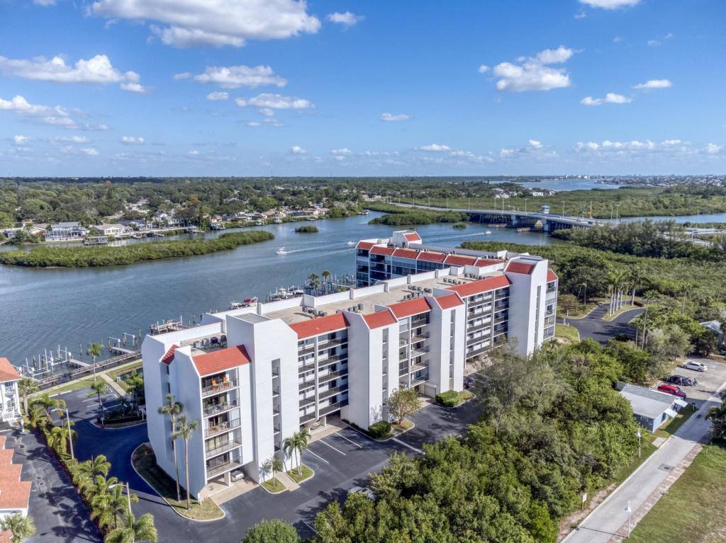Condo for rent at 19111 Vista Bay Dr #510, Indian Rocks Beach, FL 33785