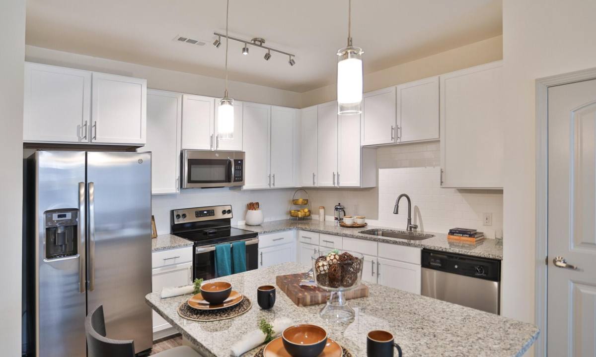 Apartment for rent at 5620 Keltonwood Rd, Charlotte, NC 28278