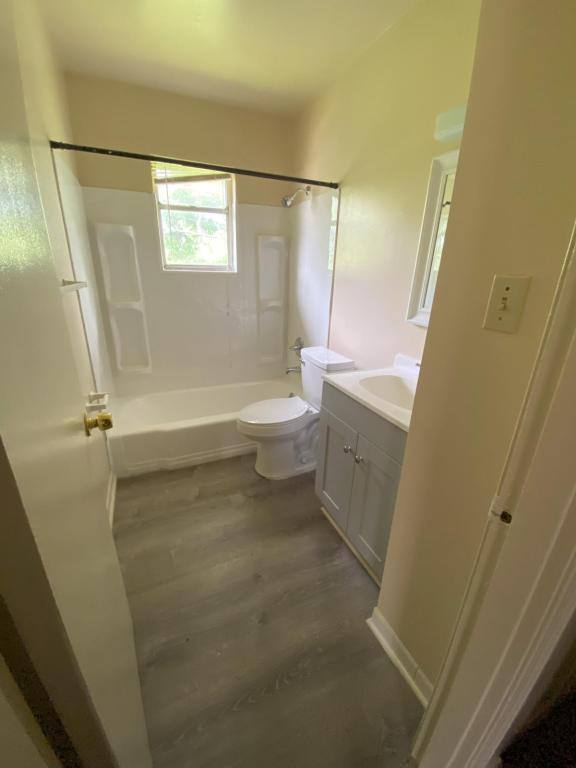 Apartment for rent at 407 Kensington Dr, Clarksville, IN 47129