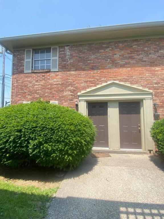 Apartment for rent at 407 Kensington Dr, Clarksville, IN 47129