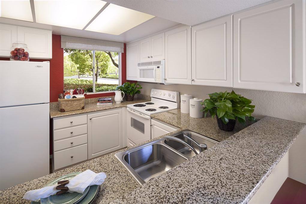 Apartment for rent at 2 Milano, Newport Beach, CA 92660